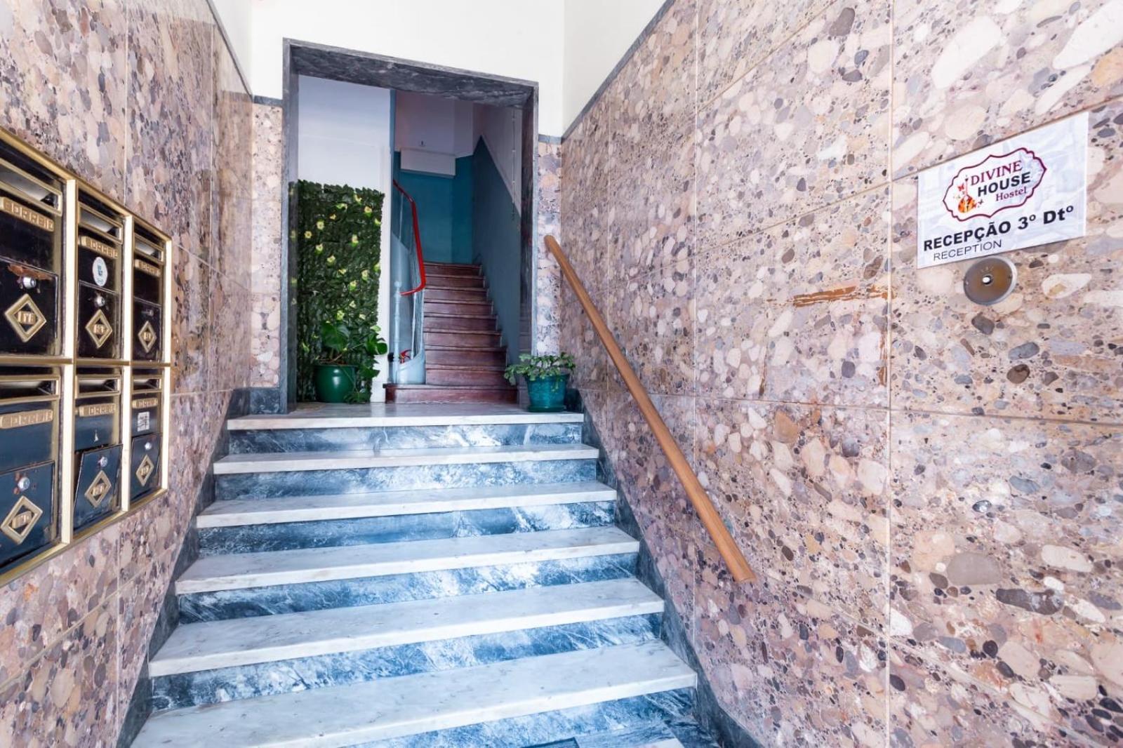 Divine House Of Graca Hotell Lisboa Eksteriør bilde