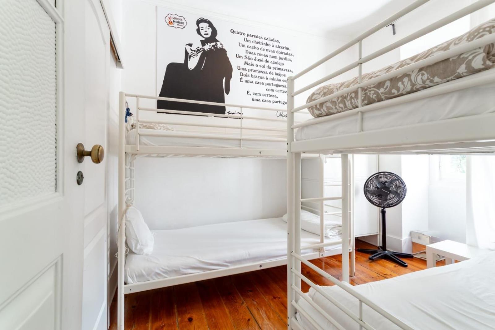 Divine House Of Graca Hotell Lisboa Eksteriør bilde